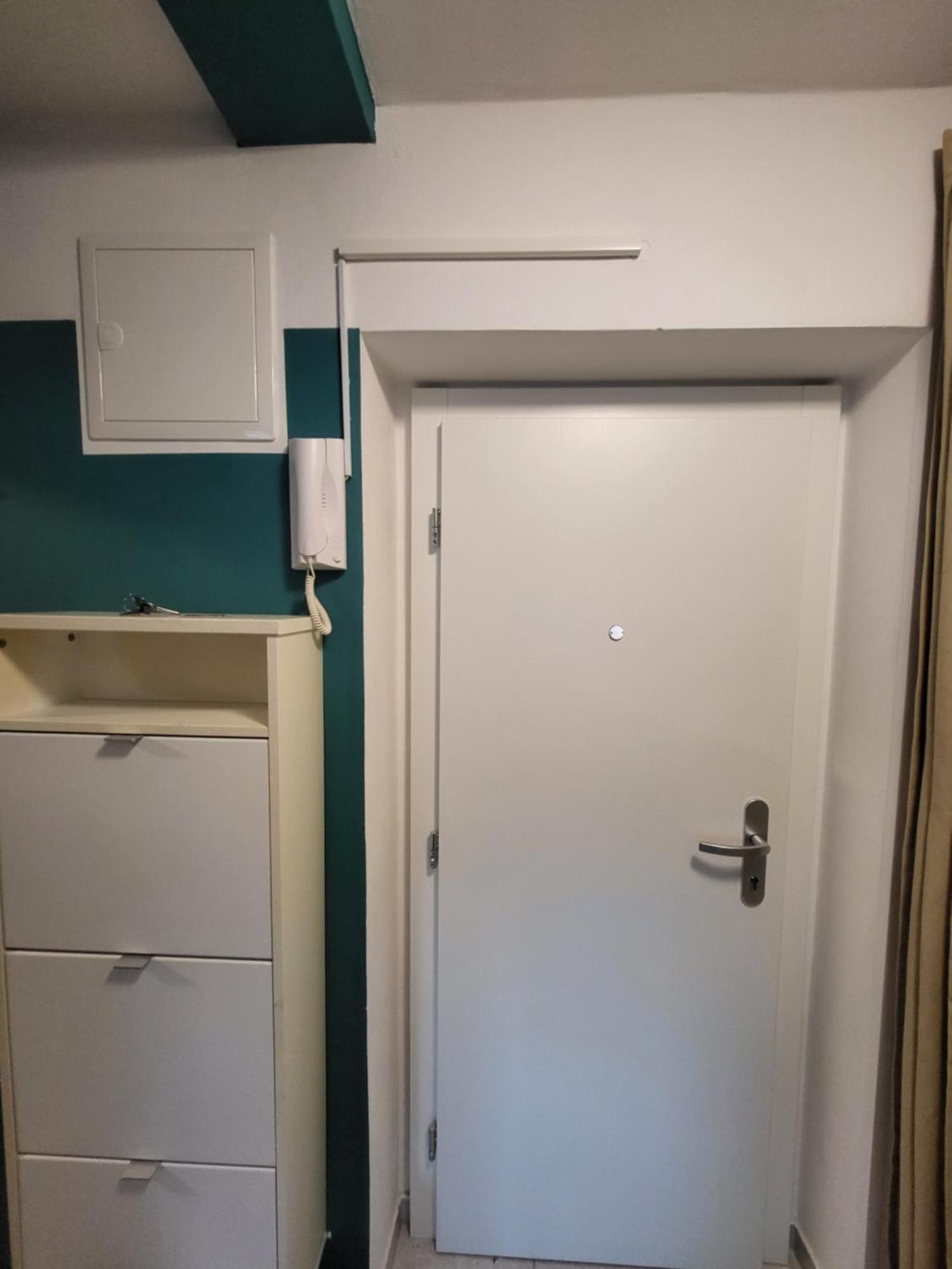 Meza10 Appartement Dravograd Buitenkant foto